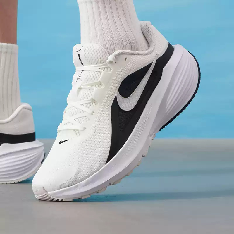 NIKE DOWNSHIFTER 14 Men's Runn - огляд і ціна Lightweight Road Running Shoes