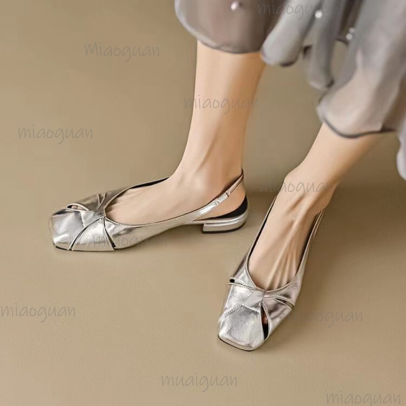 Cover Toe Low Heel Pumps Women - огляд і ціна Sandals