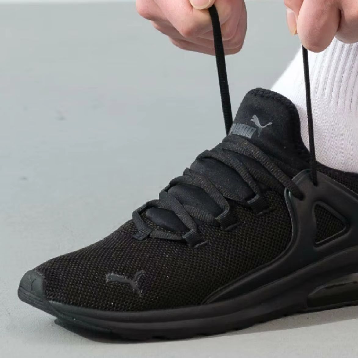 Puma Men's Casual Shoes 385669 - огляд і ціна Knit Fabric Lace Up Sneakers